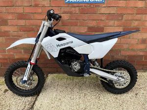 2025 HUSQVARNA EE5 - 43 HOURS - 1 OWNER - NEW PARTS FITTED - SOLD BY US NEW