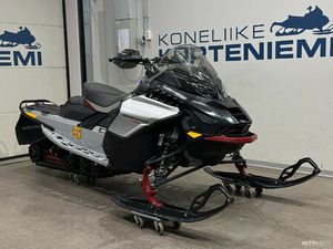 RENEGADE XRS 900 ACE TURBO R