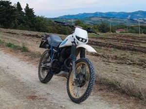 SUZUKI DR 500 - 1982