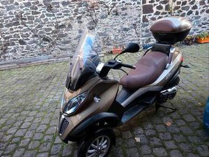 PIAGGIO MP3 500