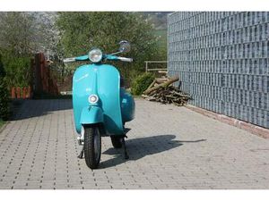 PIAGGIO VESPA V50 RUNDLICHT BJ. 71 TURCHESE TOP -RESTAURIERT-