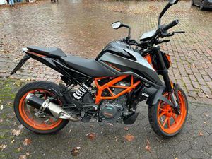 KTM 390 DUKE
