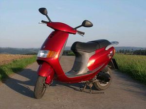SUCHE PIAGGIO SFERA 50 CCM BIS 150€
