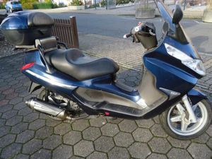 MOTORROLLER/PIAGGIO X8 125 CCM / MIT TOPCASE