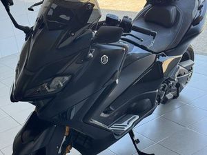 YAMAHA T MAX 560 TECH MAX PORTIMÃO
