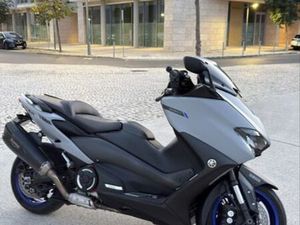 YAMAHA TMAX 560 CC ATÉ DIA 30/12! PARQUE DAS NAÇÕES