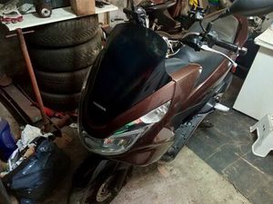 HONDA PCX 125 DE 2017 MAFAMUDE E VILAR DO PARAÍSO