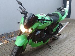 KAWASAKI Z 1000 GEPFLEGT UND WENIG KM