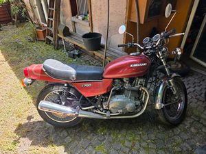 KAWASAKI KZ 750 B TWIN AN BASTLER