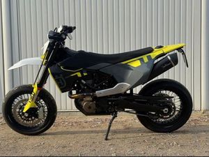 HUSQVARNA 701 SUPERMOTO
