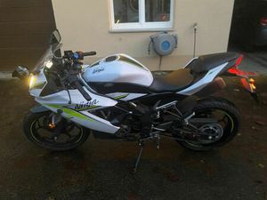 KAWASAKI NINJA 125CM3 À VENDRE