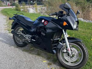 KAWASAKI GPZ900RR
