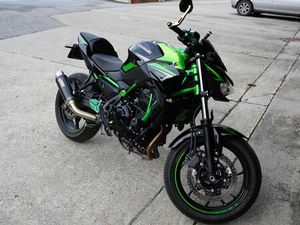KAWASAKI Z650 (35KW) AUS ERSTER HAND IN TOP ZUSTAND