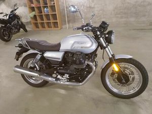 MOTO GUZZI V7 850 SPEZIAL
