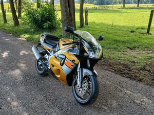 SUZUKI GSXR 750 R SRAD SUPERSPORTLER