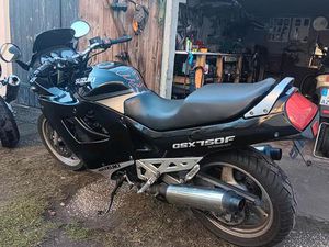 SUZUKI GSX 750 F