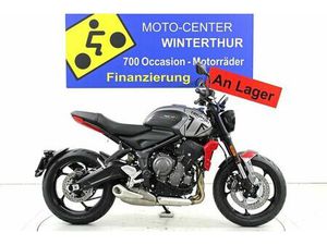 TRIUMPH TRIDENT 660 ABS