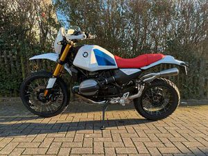 BMW R12 G/S UNIT GARAGE