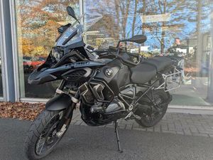 BMW R1250GS ADVENTURE TRIPLEBLACK