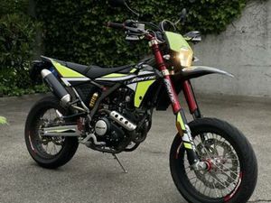 FANTIC XMF 125 COMPETITION