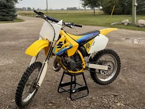 SUZUKI RM125