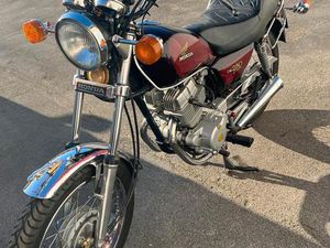 HONDA CM 250 CUSTOM