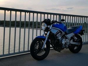 HONDA CB1 NC27 (A2 MÖGLICH)