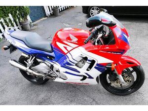 HONDA CBR 600 PC 31