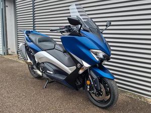 YAMAHA TMAX 530 DX *1.HAND* -SUPER AUSSTATTUNG-