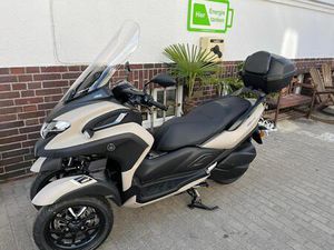 YAMAHA TRICITY 300 | BJ. 2022 | 6.647 KM | TÜV BIS 06/2026