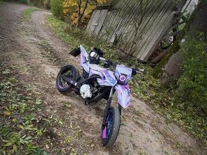 YAMAHA WR 125X SUPERMOTO 15PS - GEPFLEGT & AUFGERÜSTET