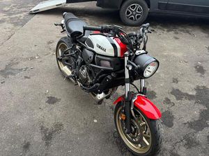 YAMAHA XSR 700 (MTM 690)