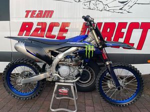 YAMAHA YZ 450 F 2023 MONSTER INZAHLUNGN. FINANZIERUNG