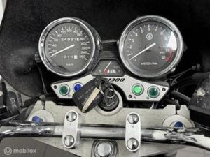 YAMAHA XJR 1300 — MOTOREN | YAMAHA — MARKTPLAATS