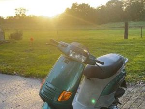 SKR 125 MET DUITSE PAPIEREN — SCOOTERS | PIAGGIO — MARKTPLAATS