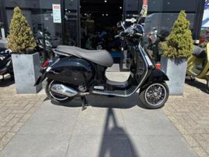 VESPA GTS 300 SUPER HPE — MOTOREN | PIAGGIO — MARKTPLAATS