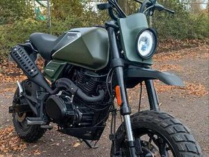 BRIXTON CROSSFIRE XS 125 CCM, 1600KM, BJ. 04/2022