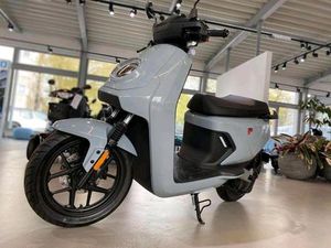 NIU MQI GT – 70 KM/H VARIANTE – GRAU – NEUWERTIG