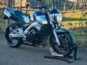 ② BELLE SUZUKI GSR 600 2007