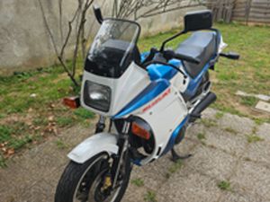 SUZUKI GSX 550 EF