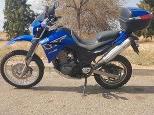 YAMAHA - XT 660 R
