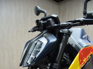 KTM - DUKE
