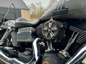 HARLEY-DAVIDSON FXD DYNA SUPER GLIDE