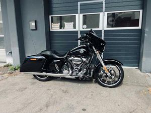 HARLEY DAVIDSON STREET GLIDE SPECIAL FLHXS 114