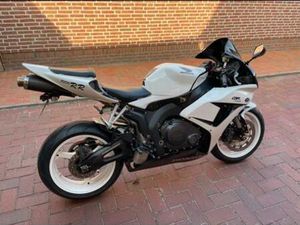 HONDA CBR 1000RR FIREBLADE - MIT TÜV