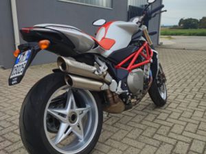 MV AUGUSTA BRUTALE 910 S (16000KM)