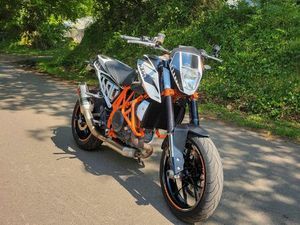 KTM 690 DUKE R
