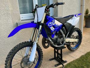 125 YZ