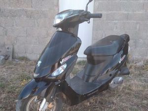 SCOOTER PEUGEOT V CLIC