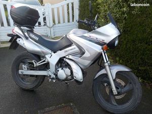 MOTO TDR 125 DE 2001